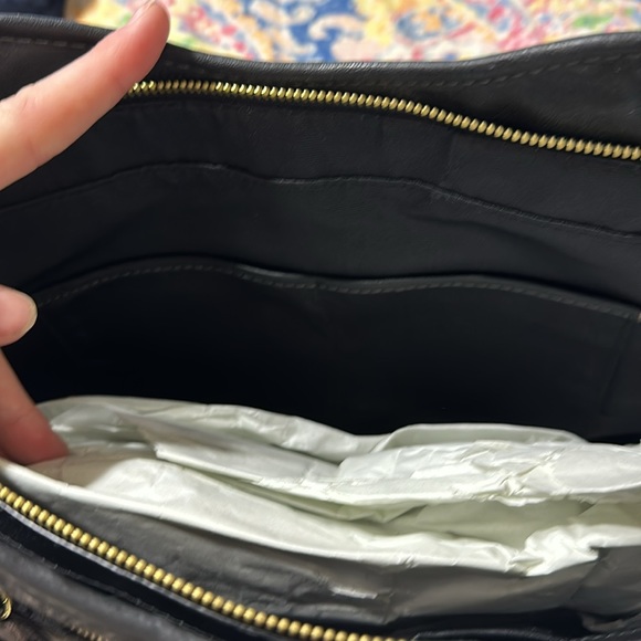 Black Handbag - Picture 4 of 5